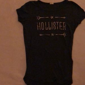 Hollister tshirt